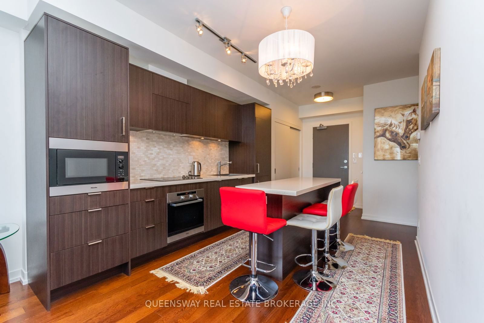 21 Widmer St, unit 4104 for rent