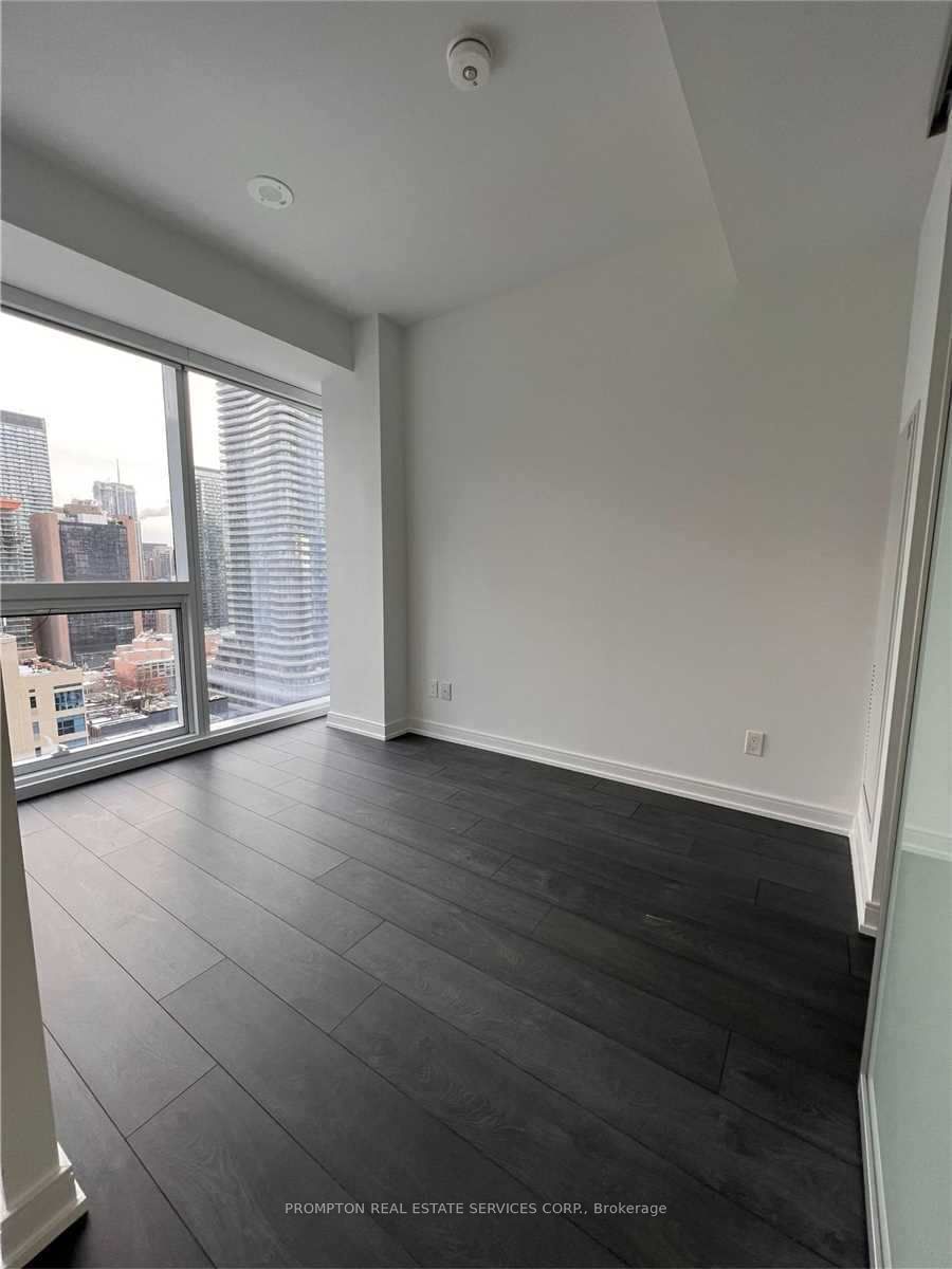 3 Gloucester St, unit 1908 for rent