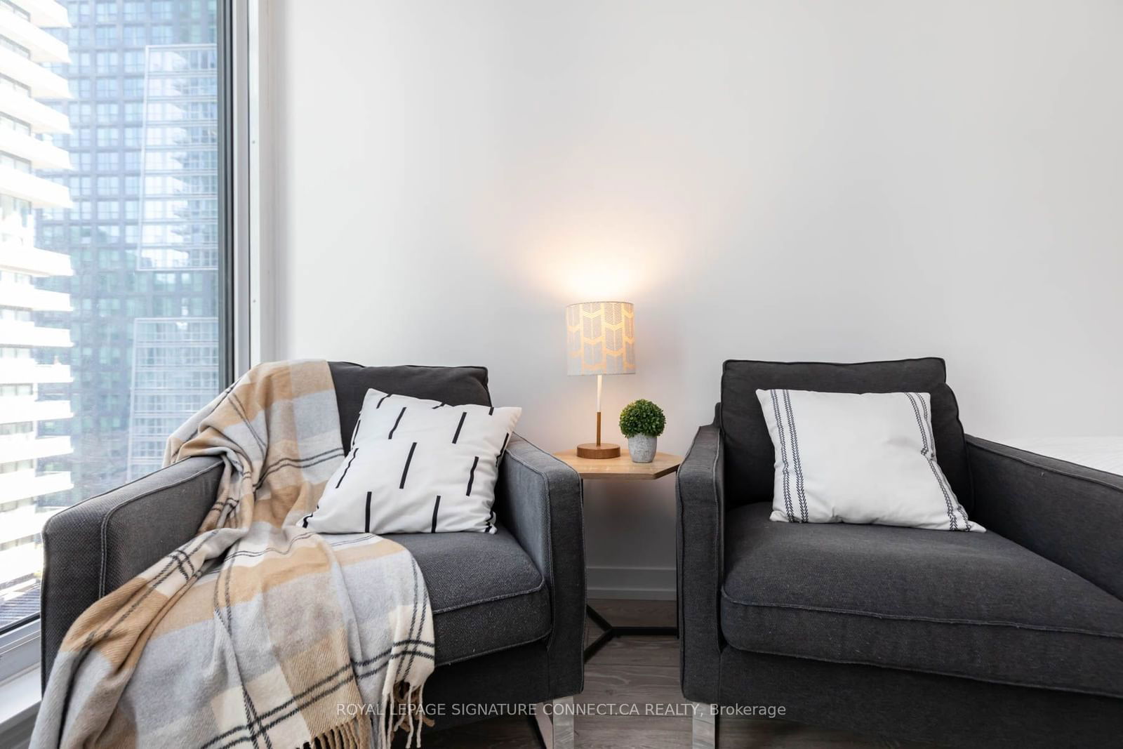 55 Mercer St, unit 1606 for sale