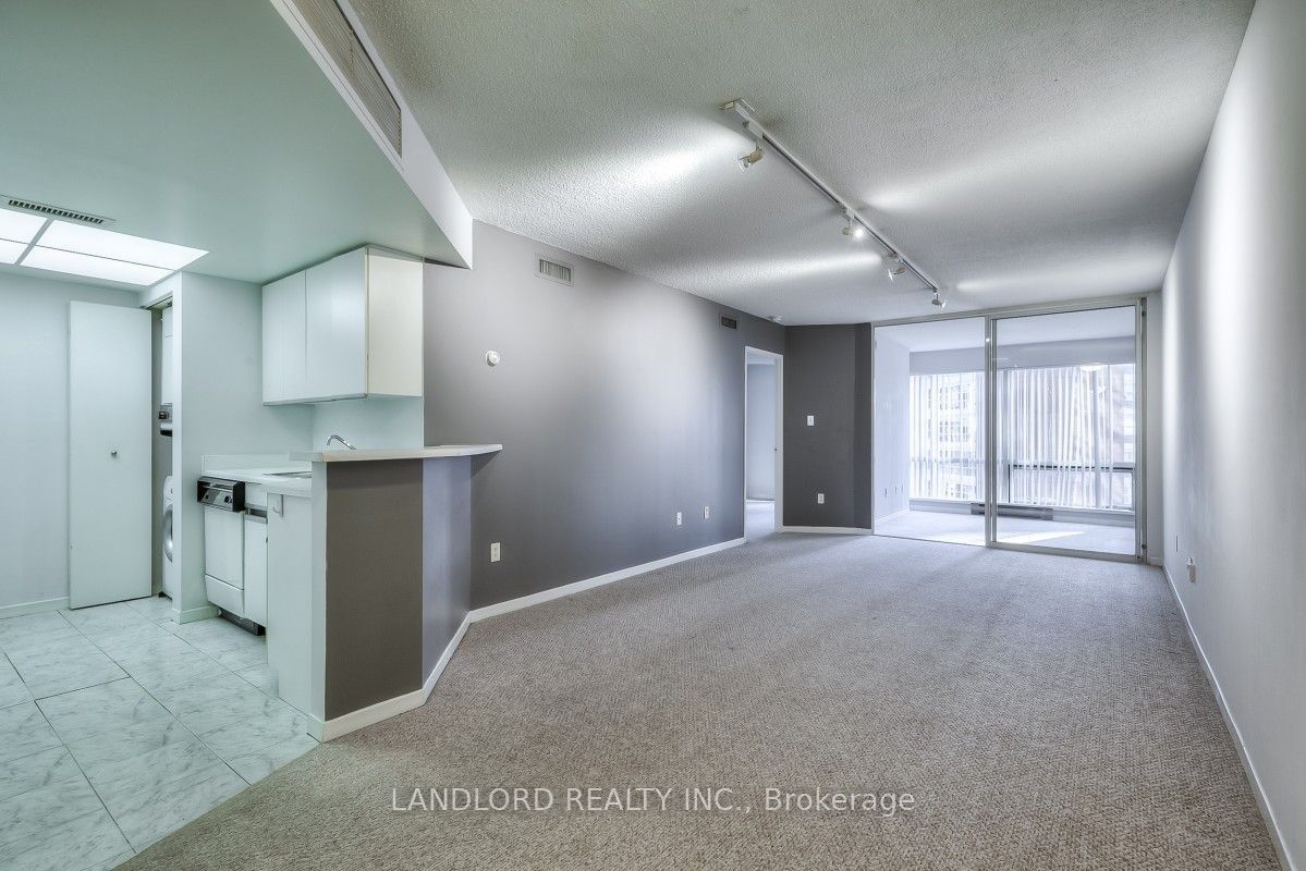 1001 Bay St, unit 1006 for rent