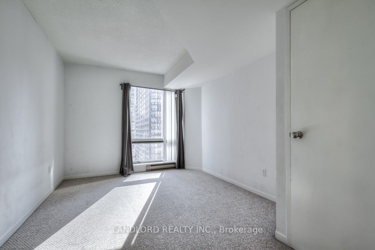 1001 Bay St, unit 1006 for rent