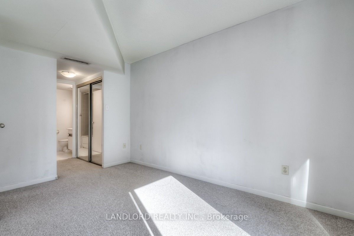 1001 Bay St, unit 1006 for rent