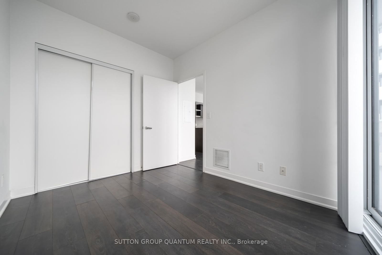 88 Harbour St, unit 4902 for rent