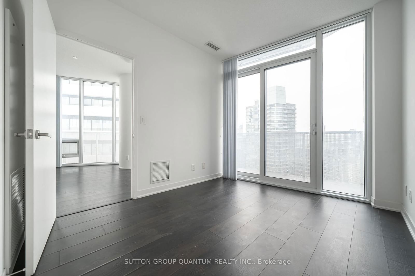 88 Harbour St, unit 4902 for rent