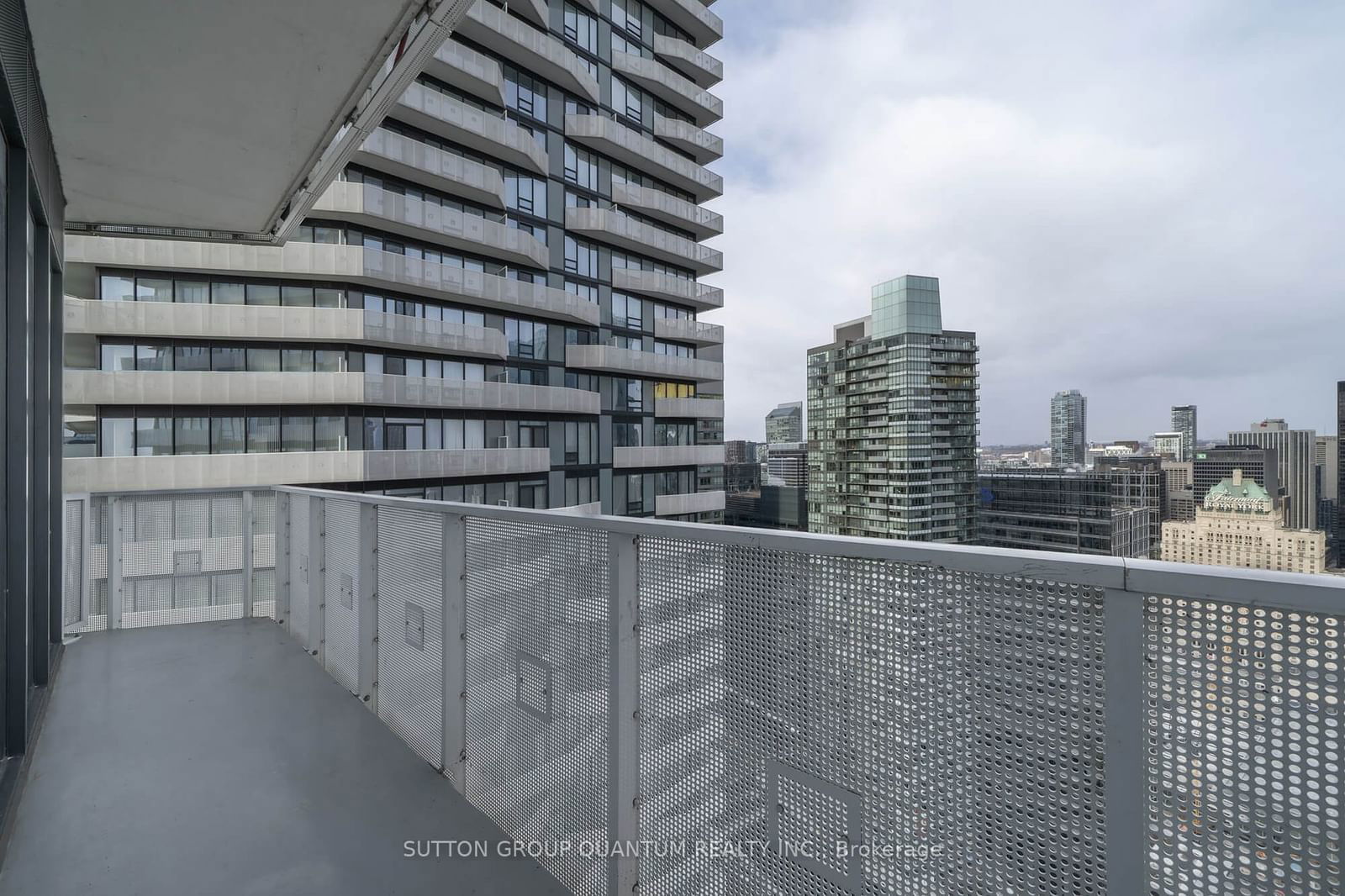 88 Harbour St, unit 4902 for rent