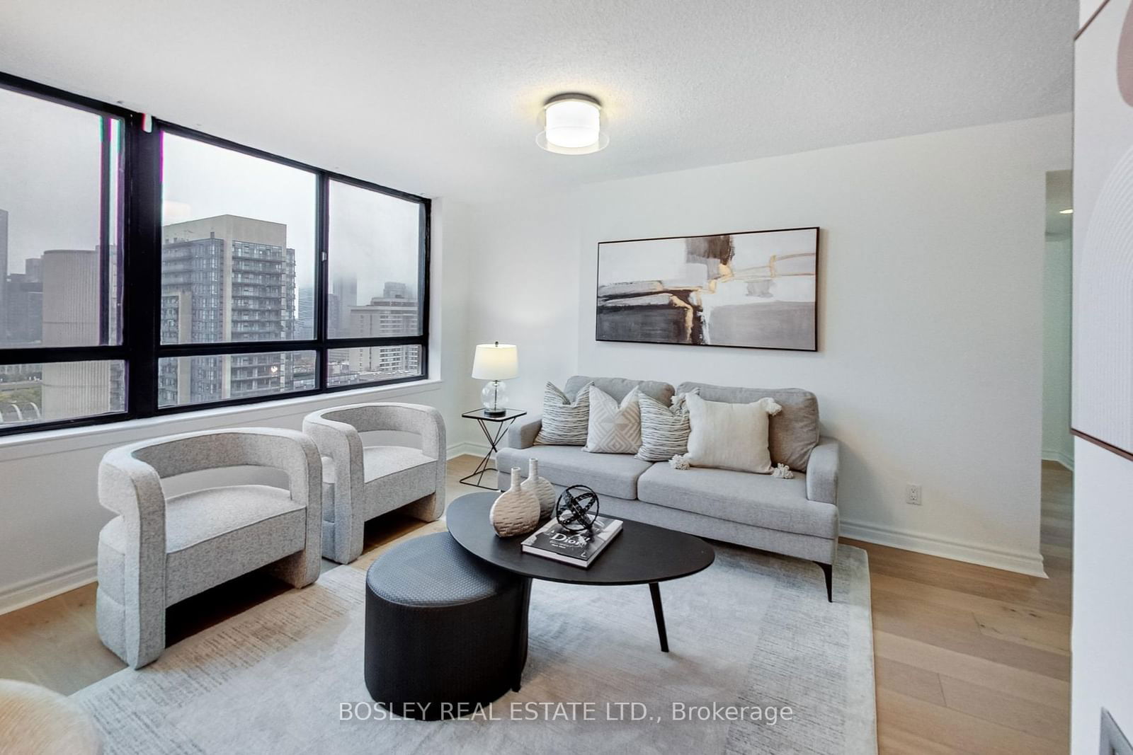 633 Bay St, unit 2614 for sale