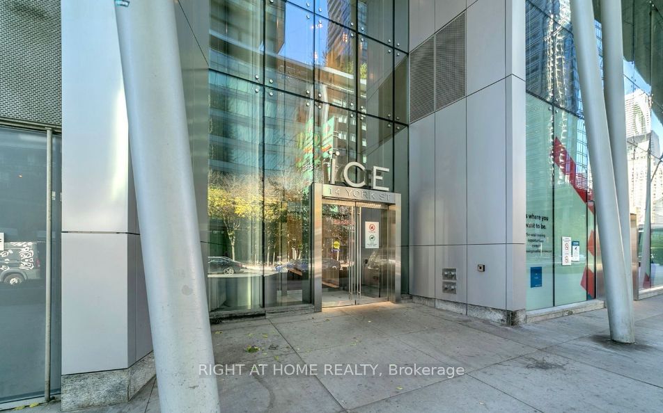 14 York St, unit 4502 for rent