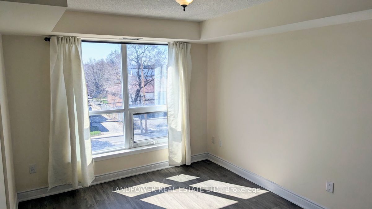 760 Sheppard Ave W, unit 311 for rent