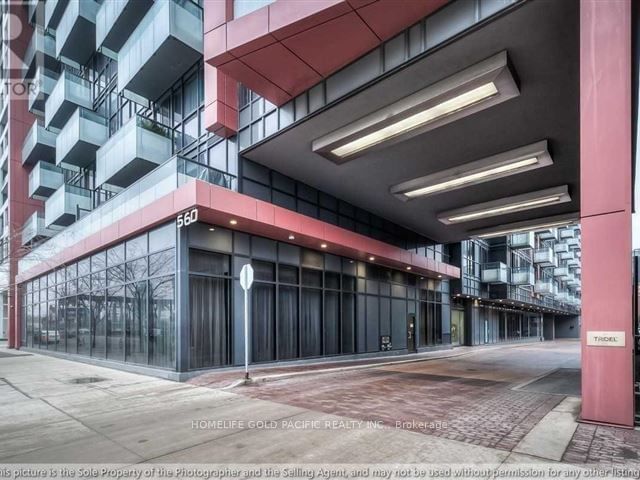 560 Front St W, unit 902 for rent