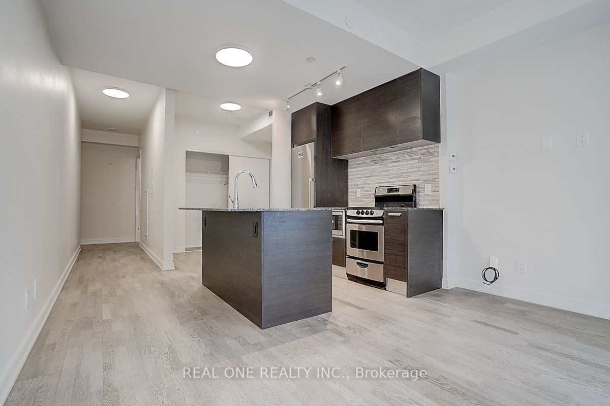 57 St Joseph St, unit 606 for rent