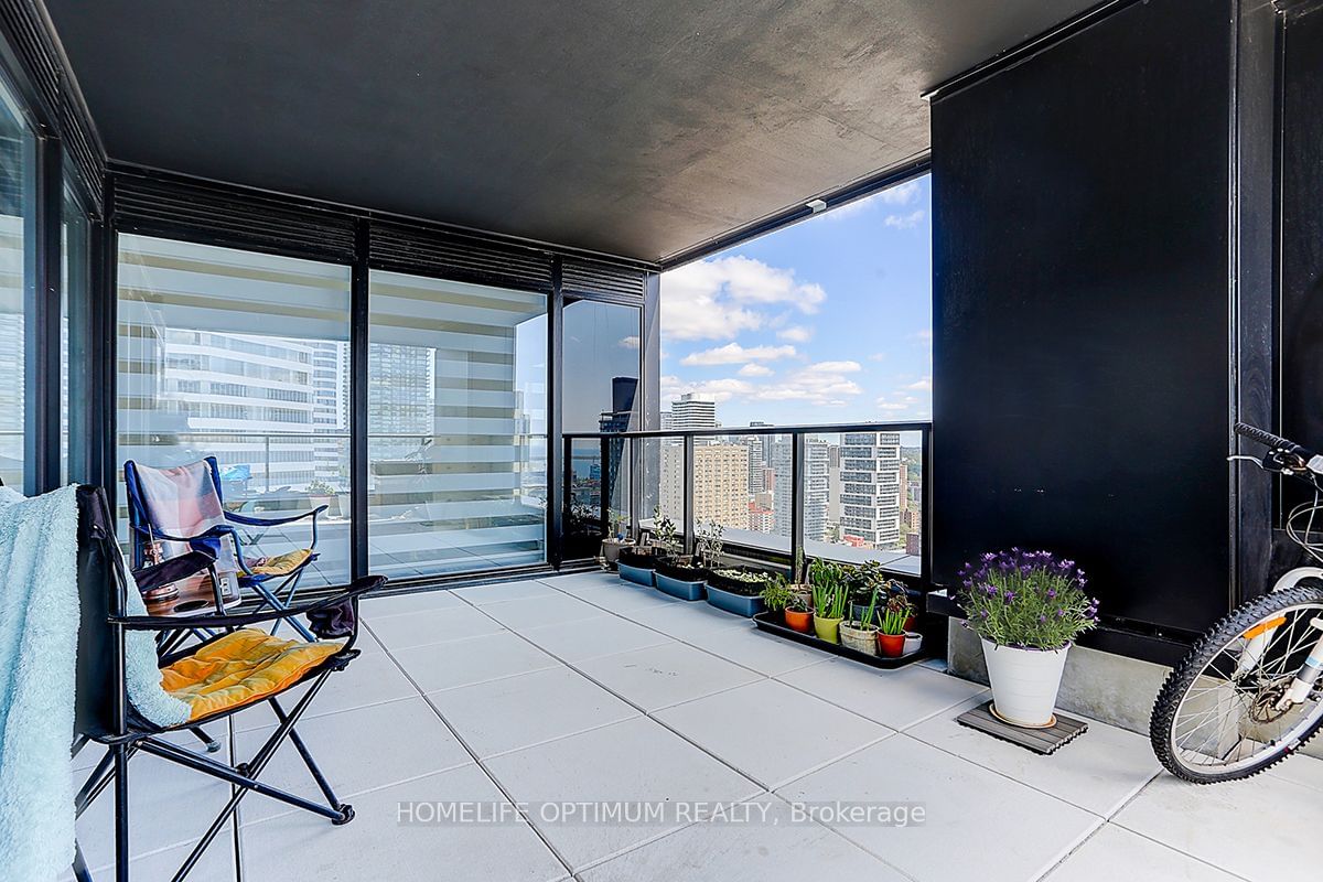 20 Edward St, unit LPH2 for sale