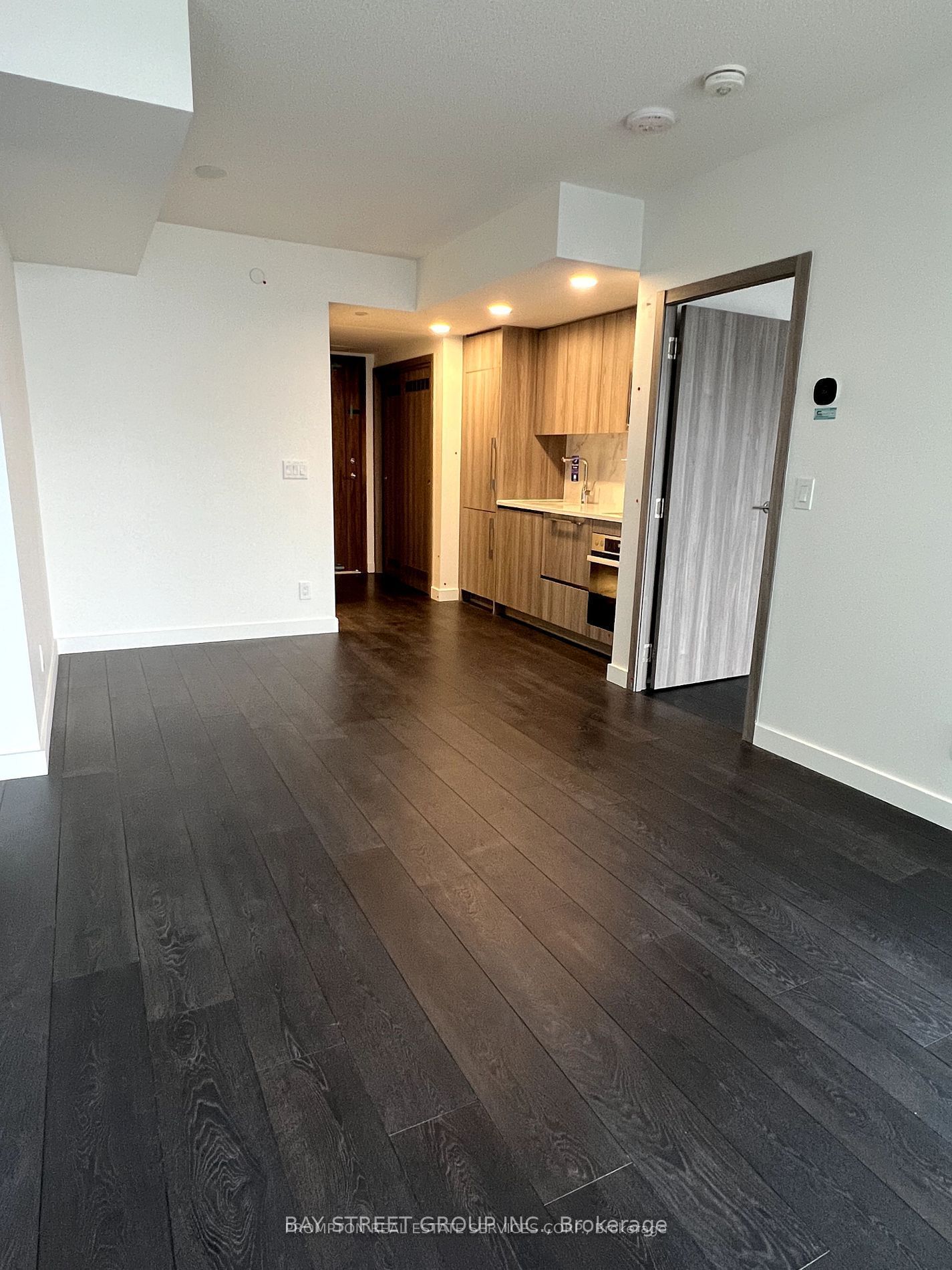 38 Widmer St, unit 2905 for rent