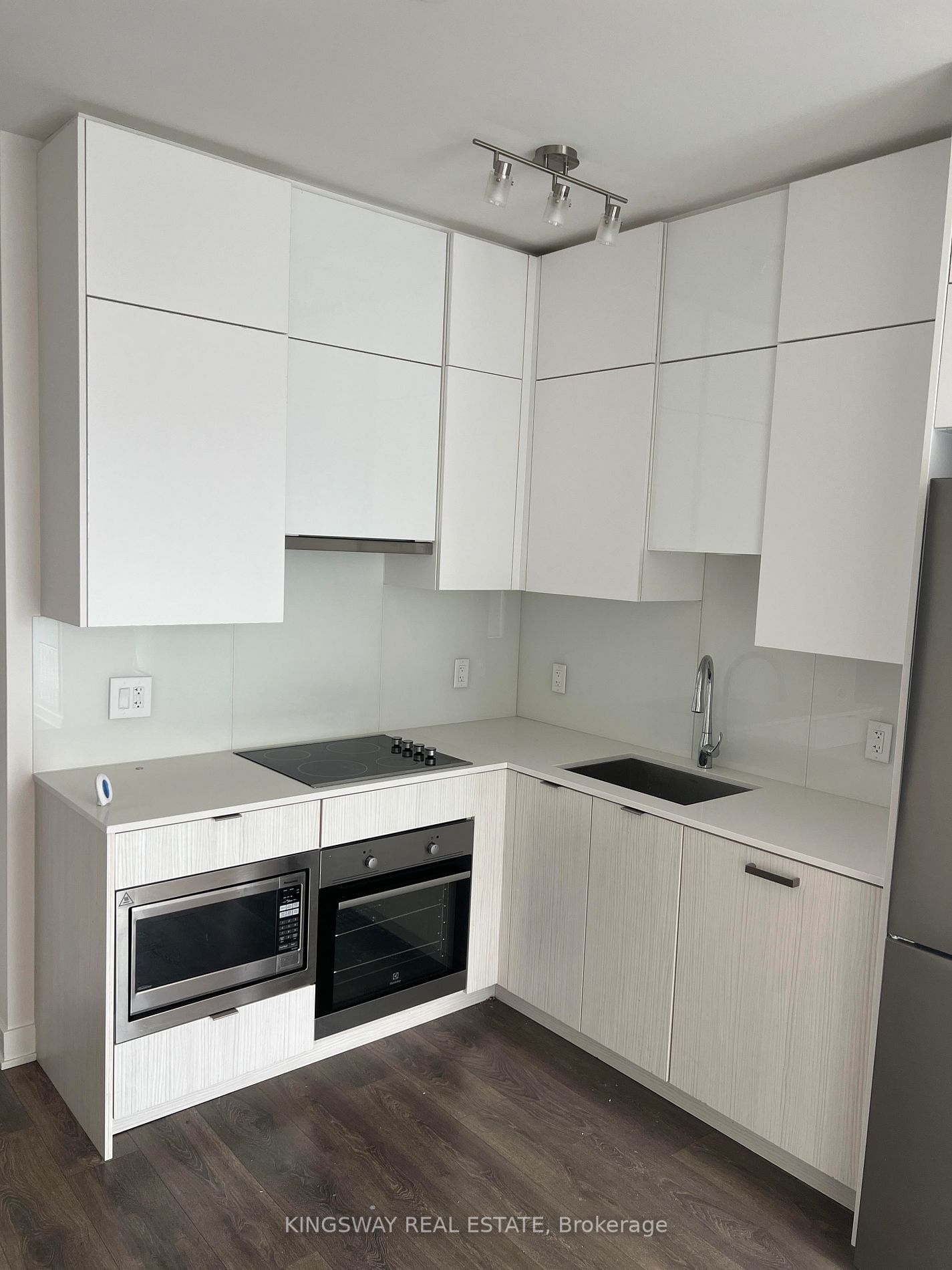 195 Redpath Ave, unit PH12 for sale