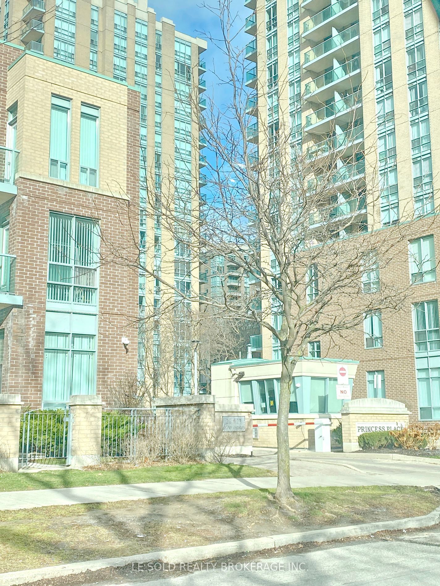 22 Olive Ave, unit 902 for rent