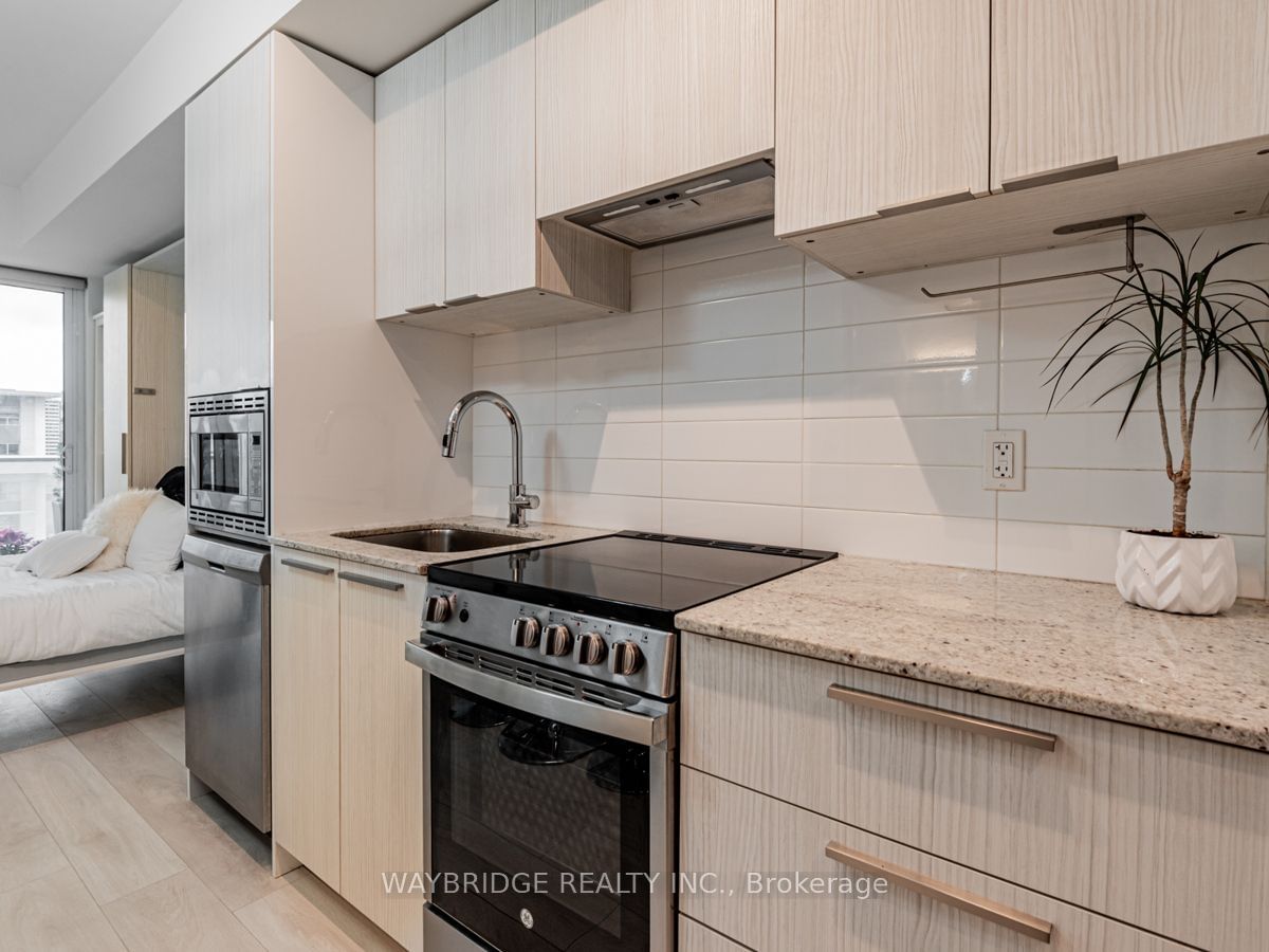 501 Yonge St, unit 1406 for sale