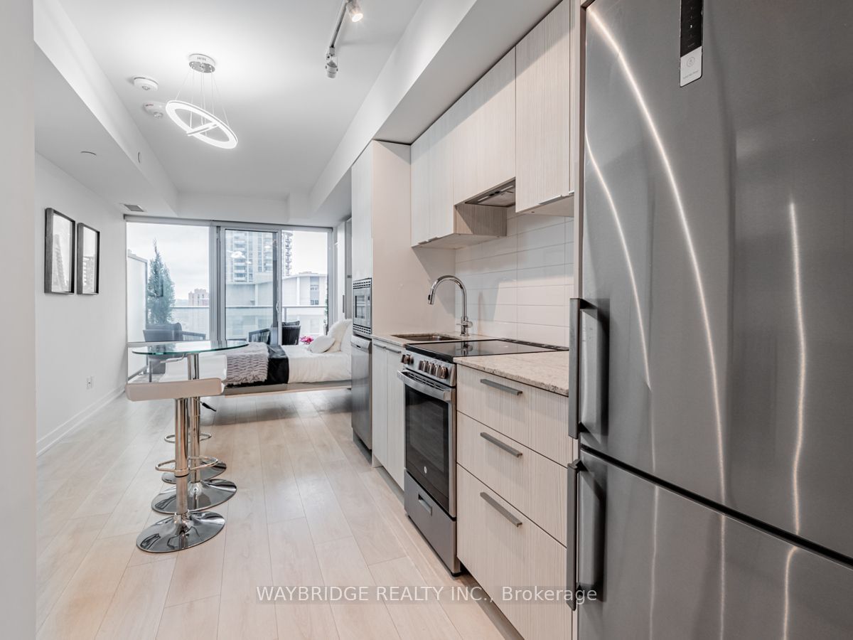 501 Yonge St, unit 1406 for sale