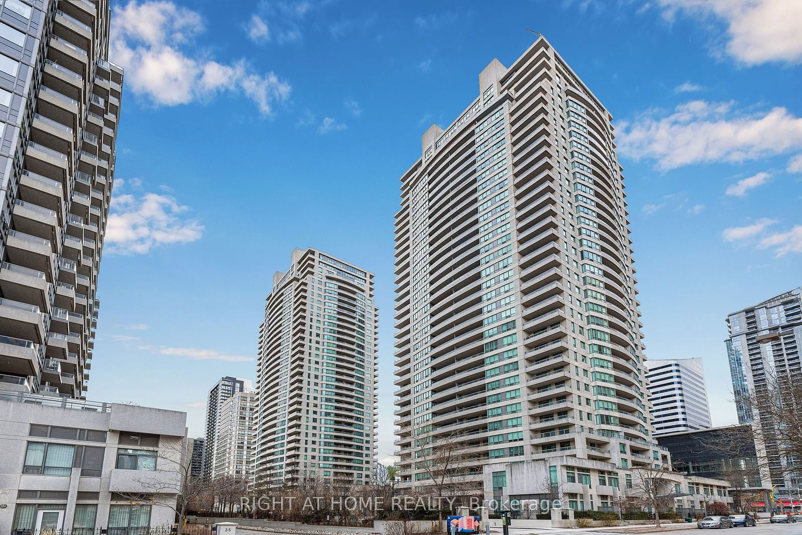 Platinum Condos, North York, Toronto