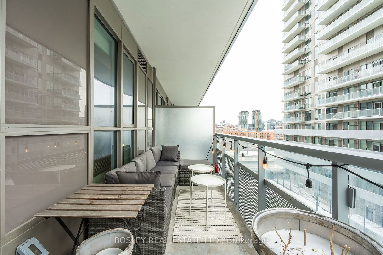 15 Lower Jarvis St, unit 702 for rent