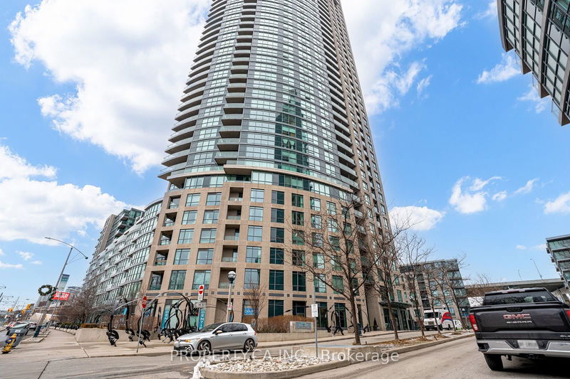 219 Fort York Blvd, unit 1204 for sale