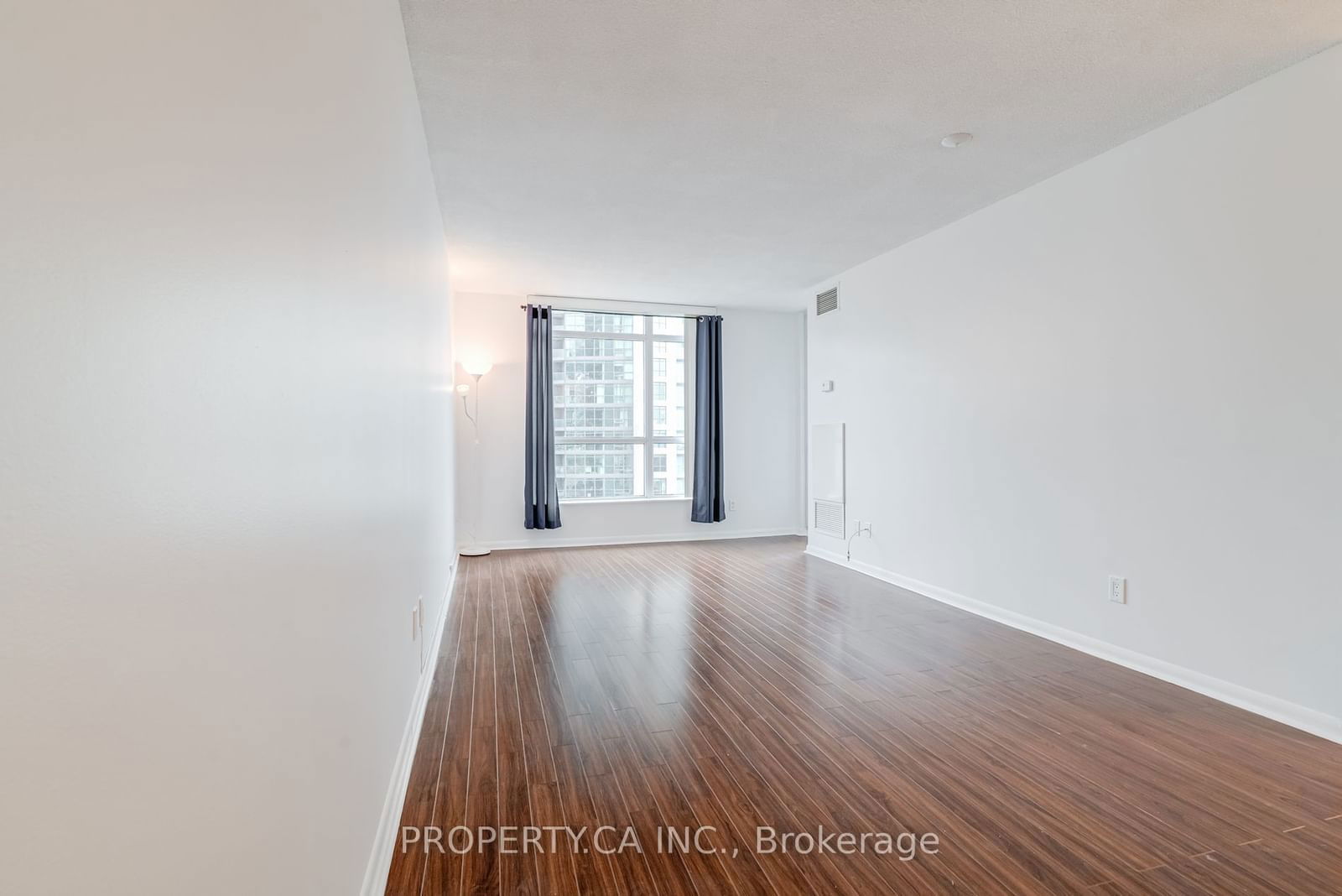 219 Fort York Blvd, unit 1204 for sale