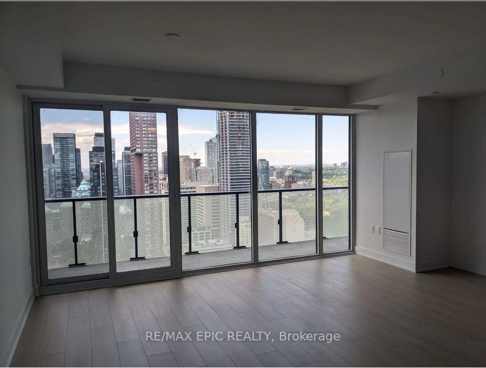 575 Bloor St E, unit 3502 for rent