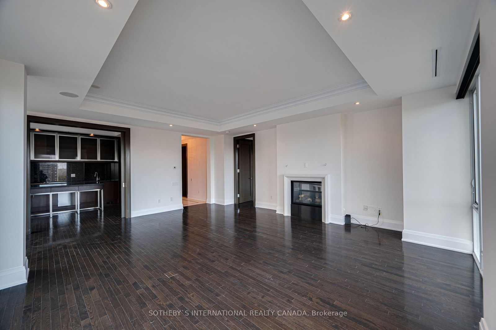 80 Yorkville Ave, unit 1402 for rent