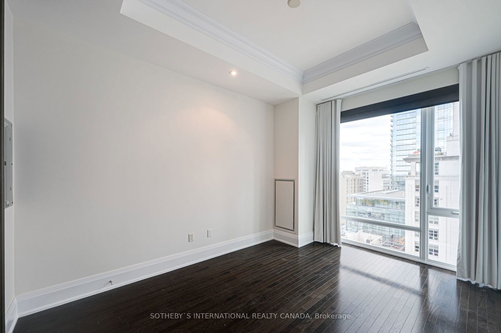 80 Yorkville Ave, unit 1402 for rent