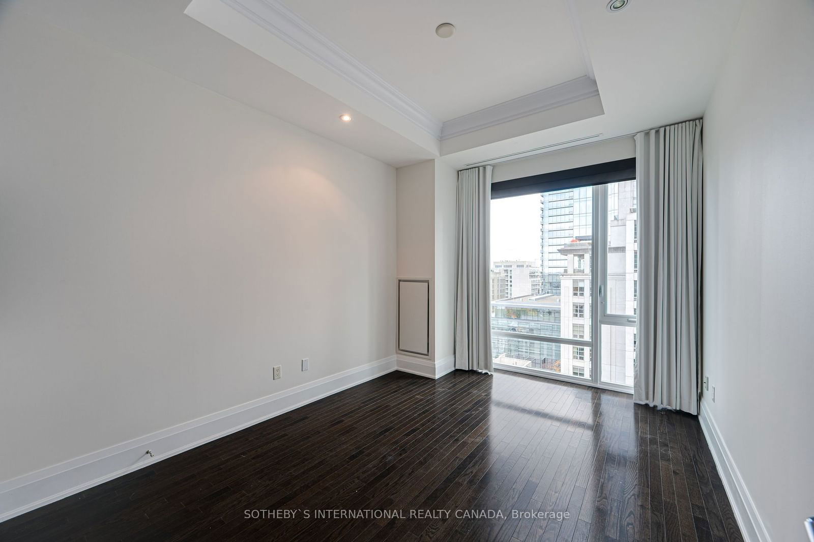 80 Yorkville Ave, unit 1402 for rent