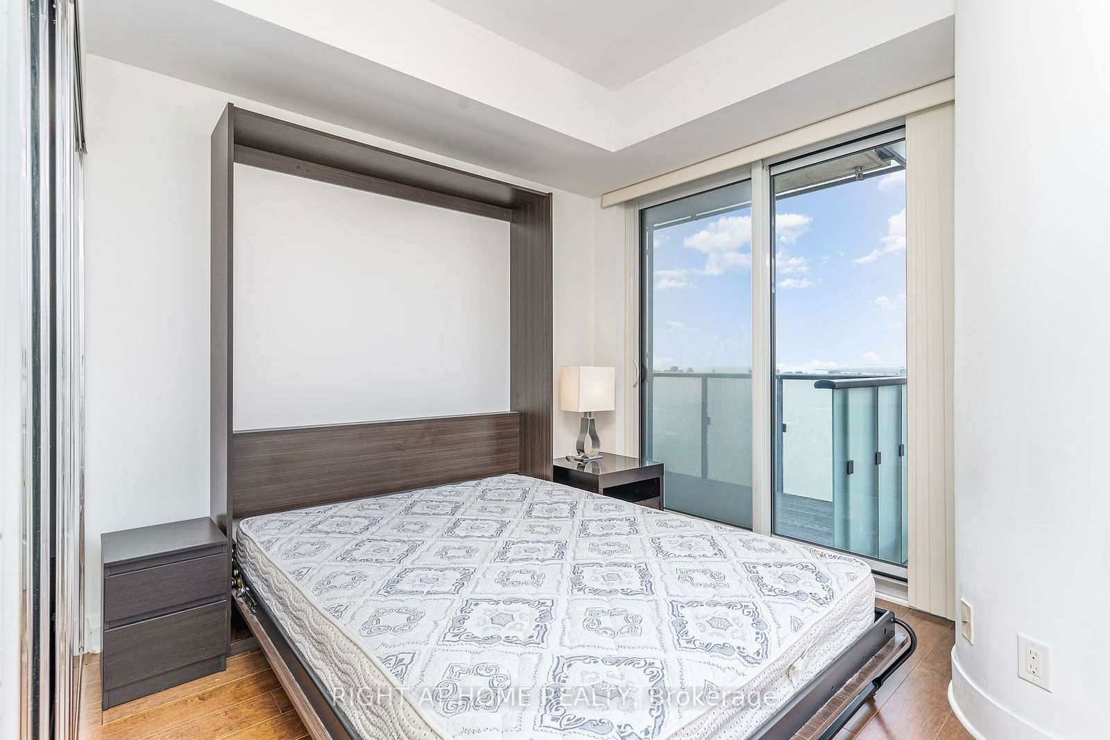 1080 Bay St, unit 3308 for sale