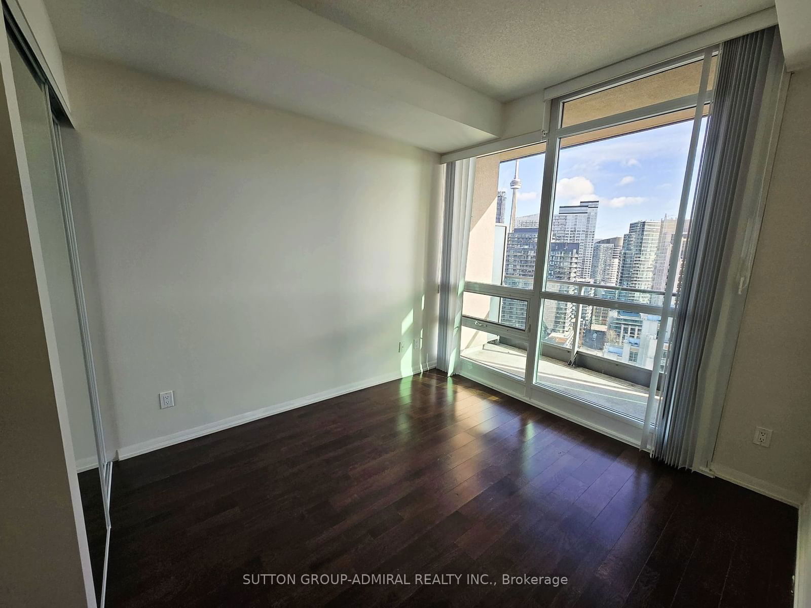 215 Fort York Blvd, unit 2702 for rent