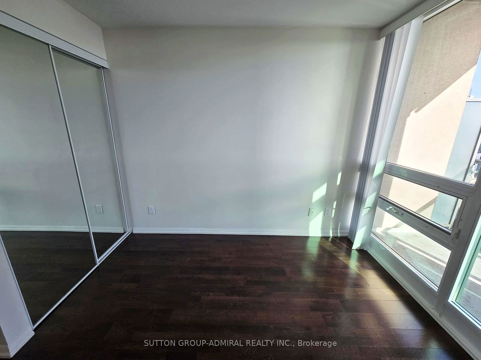 215 Fort York Blvd, unit 2702 for rent