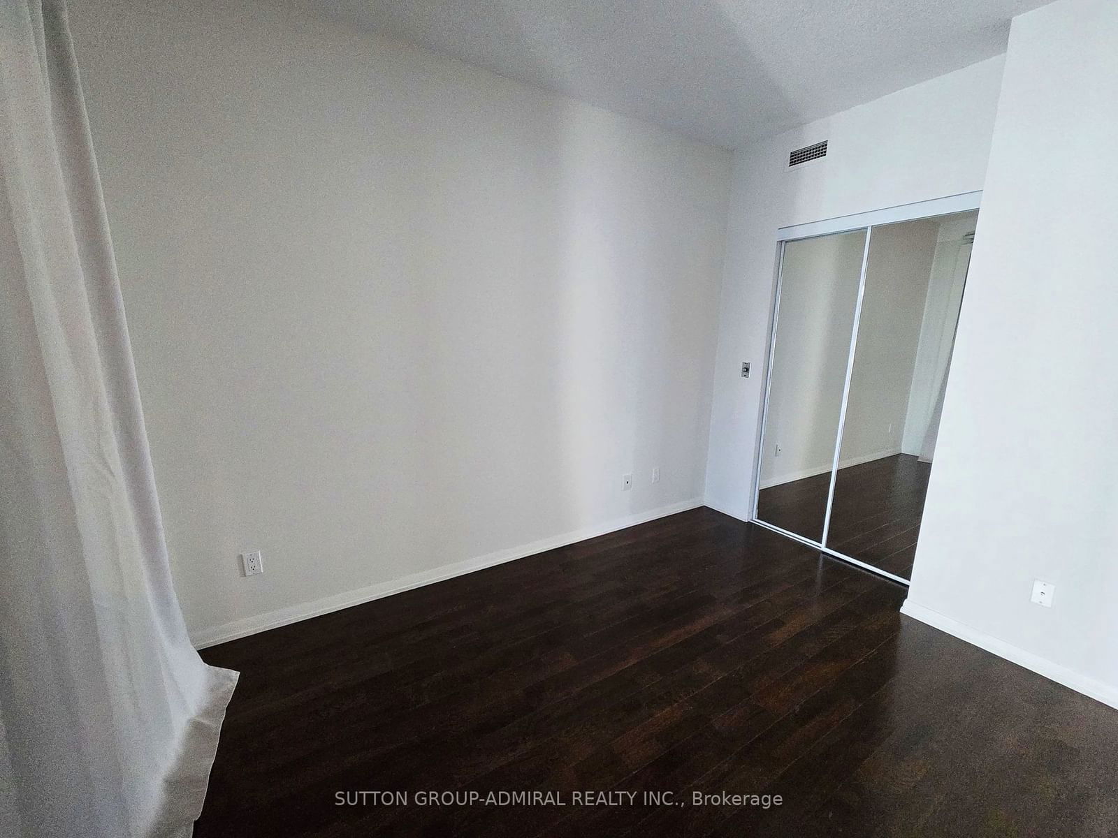 215 Fort York Blvd, unit 2702 for rent