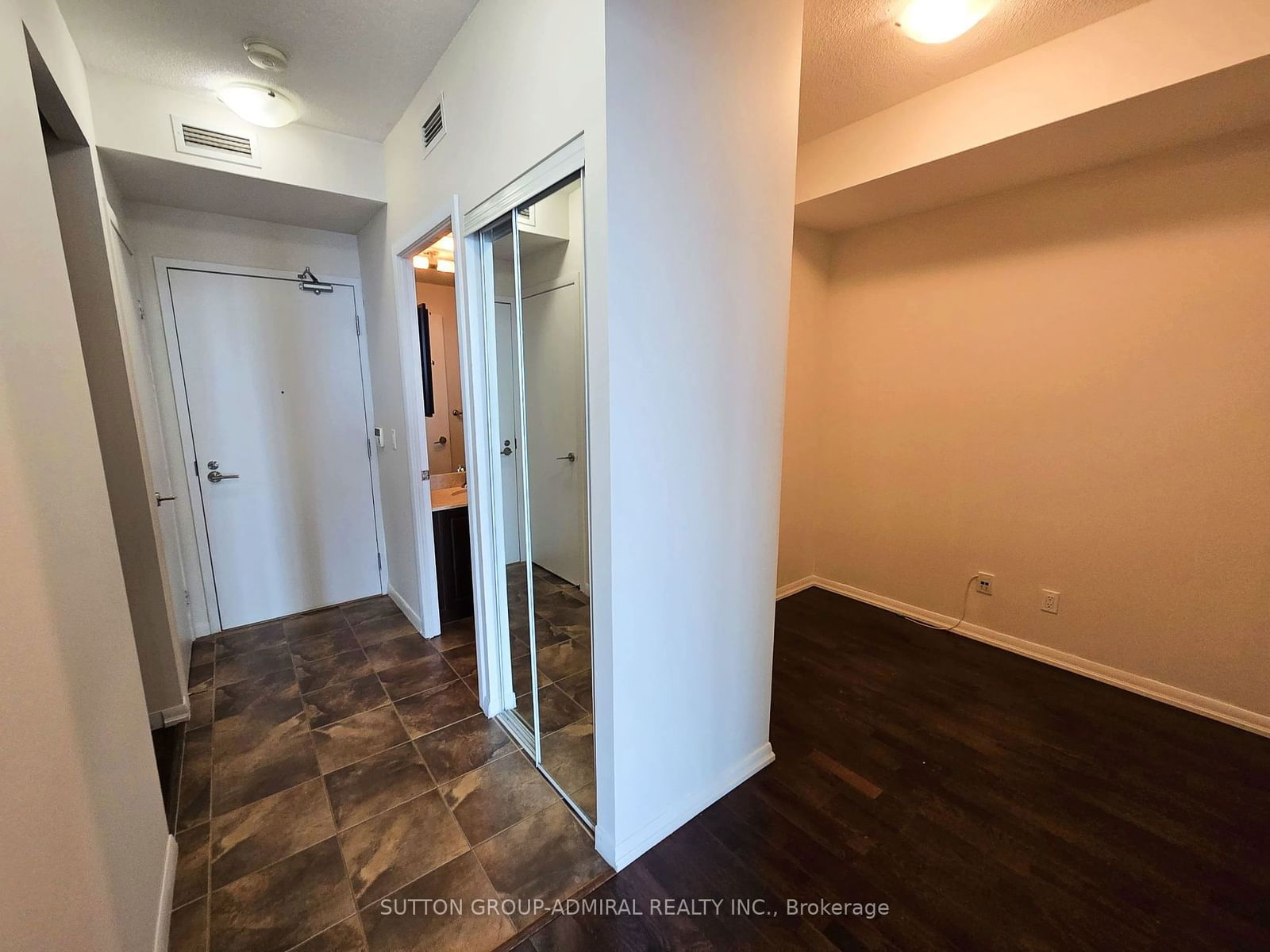 215 Fort York Blvd, unit 2702 for rent