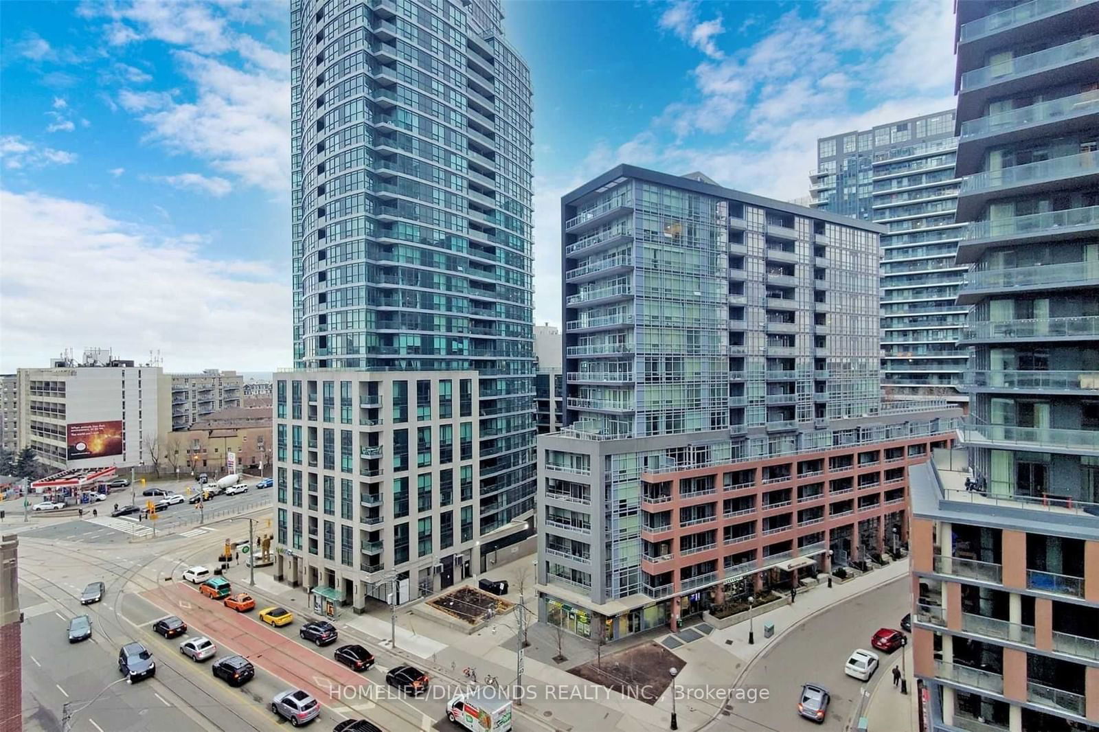 19 BATHURST St, unit 816 for sale