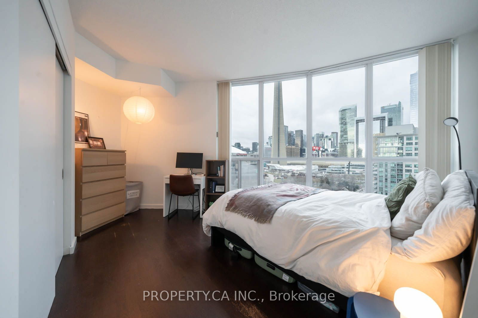 218 Queens Quay W, unit 1201 for rent