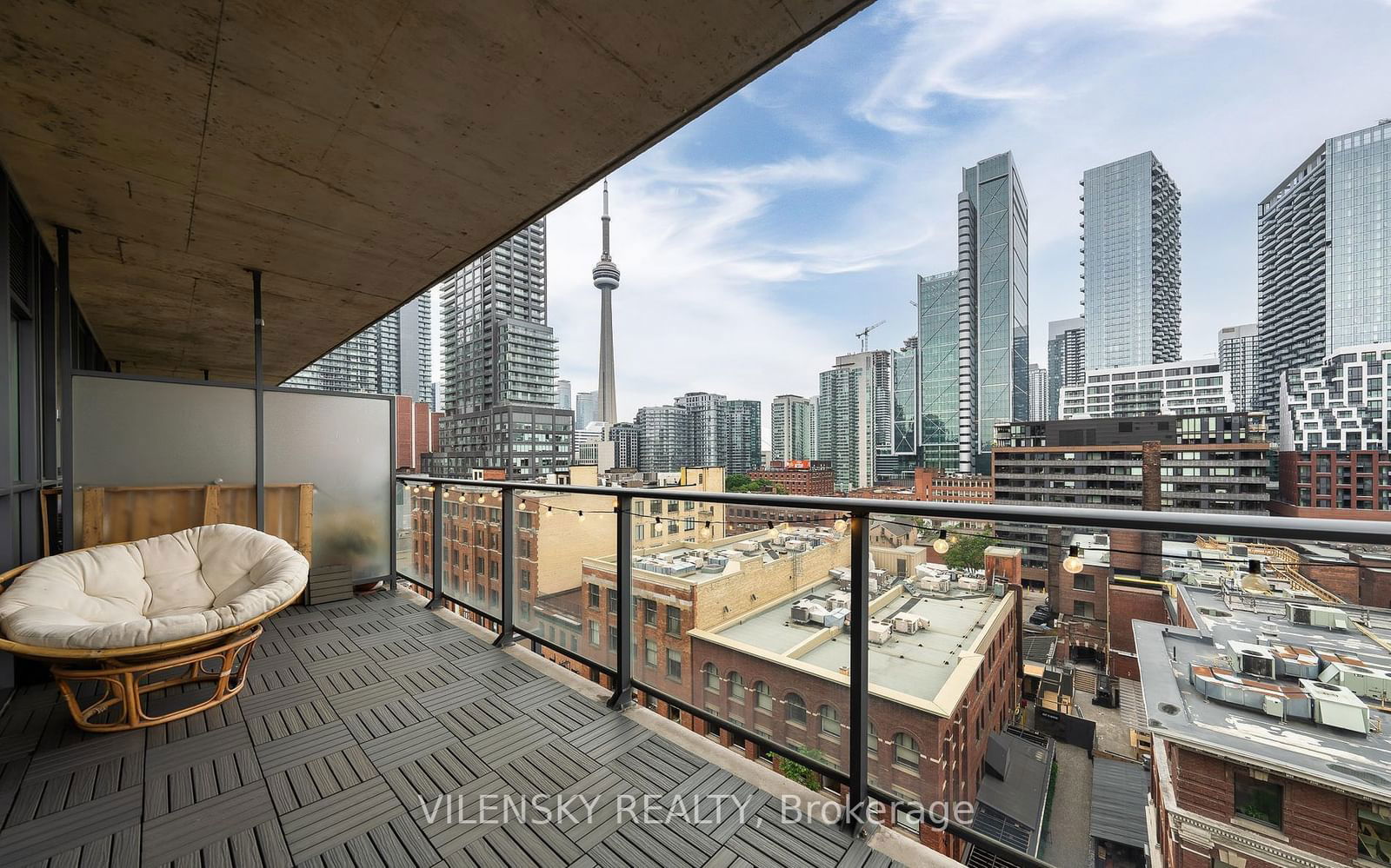 478 King St W, unit 909 for sale