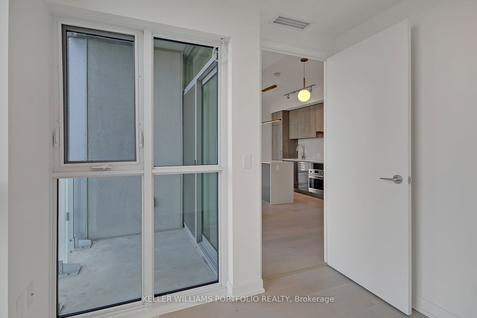 1 Yorkville Ave, unit 4811 for rent