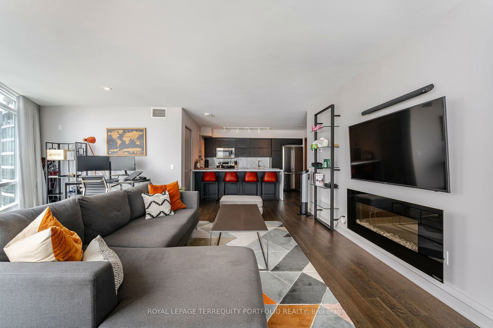 361 Front St W, unit 2805 for sale