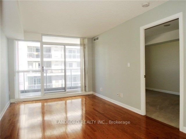 5791 Yonge St, unit 1606 for rent