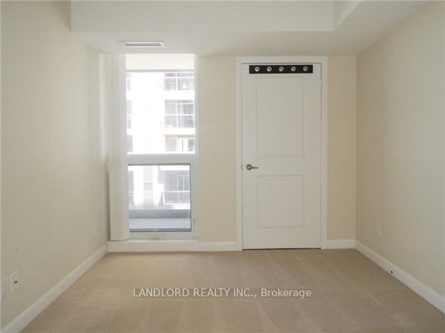 5791 Yonge St, unit 1606 for rent