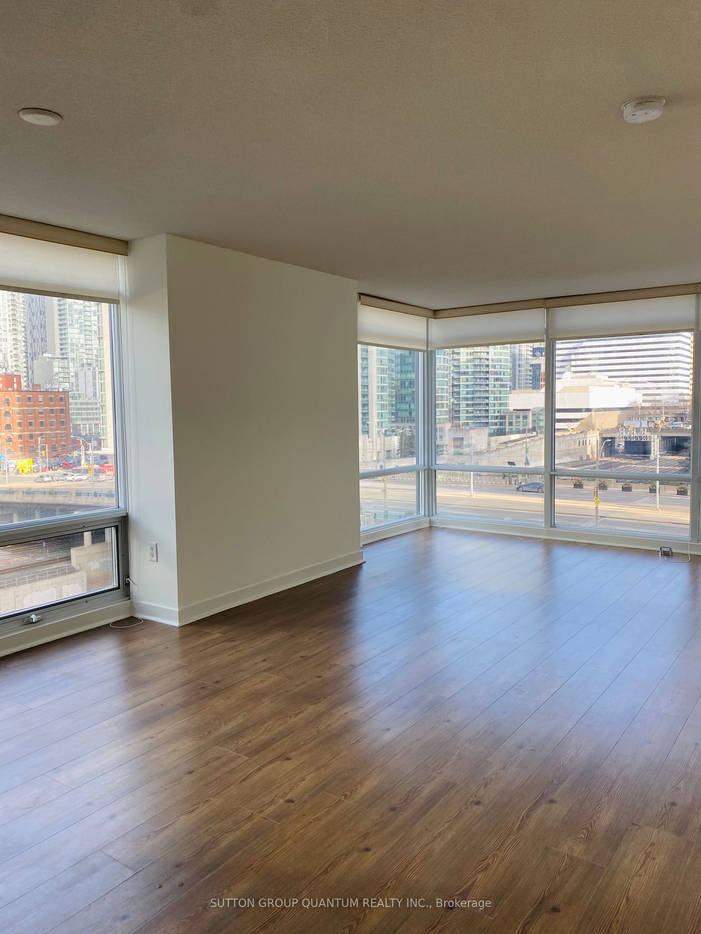 25 Telegram Mews, unit 502 for rent