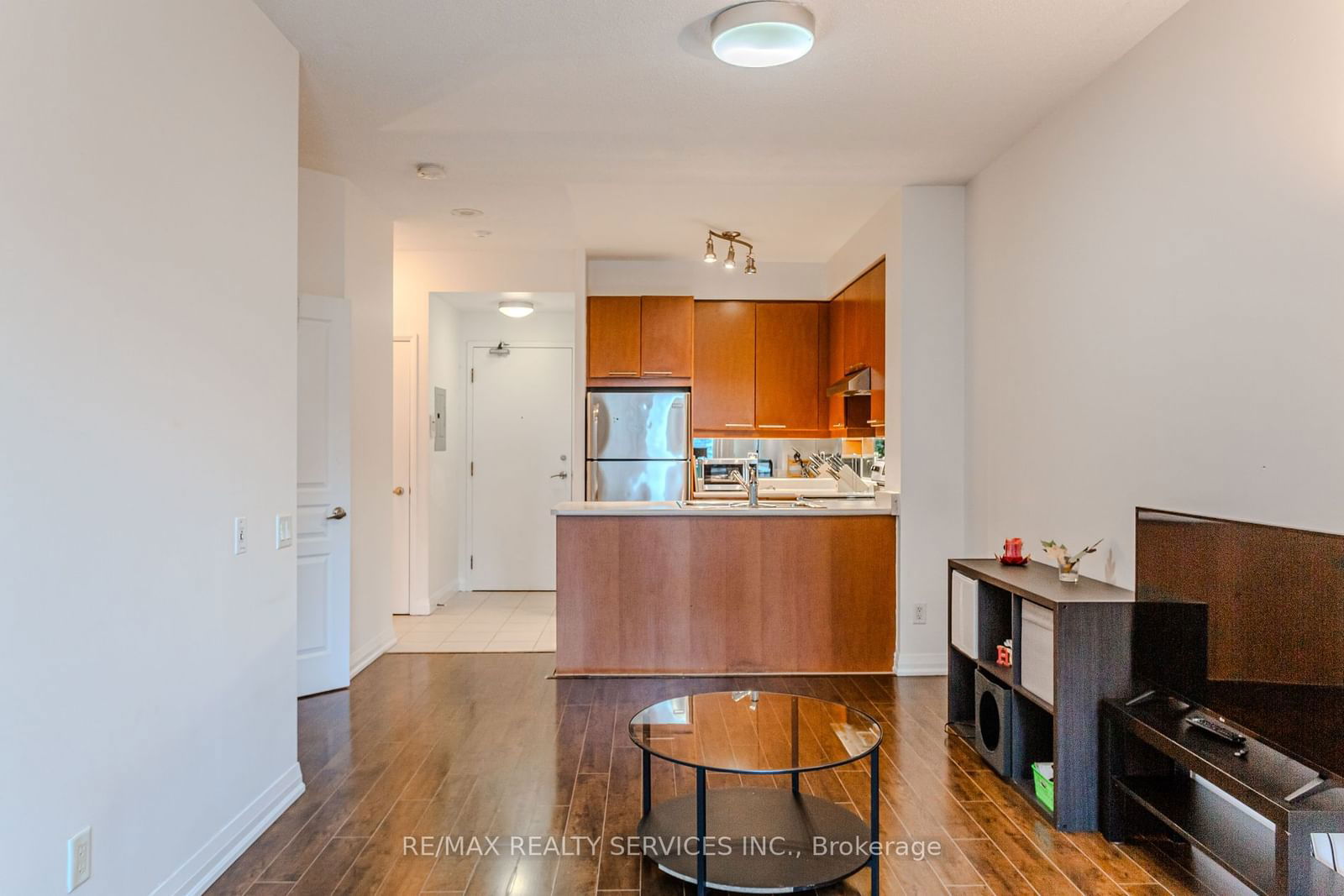 1121 Bay St E, unit 1407 for sale