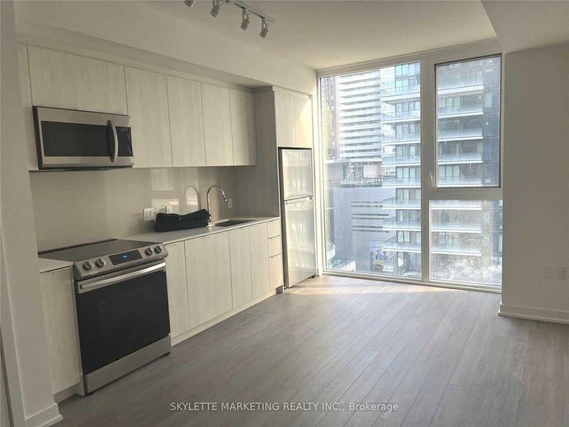 357 King St W, unit 1106 for rent