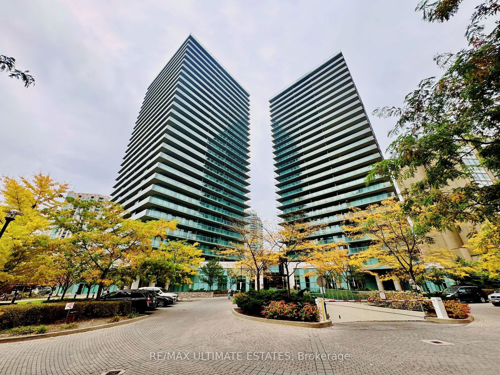 5500 Yonge St, unit 1511 for sale