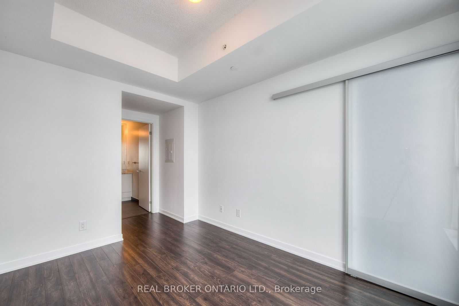 51 East Liberty St, unit 1809 for rent