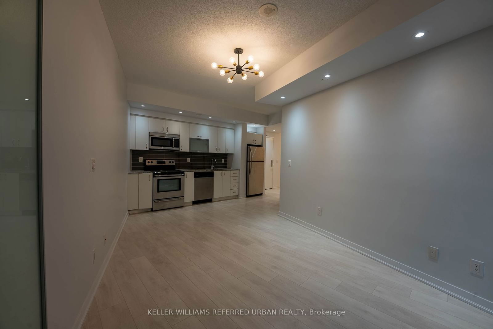 150 East Liberty St, unit 1614 for rent