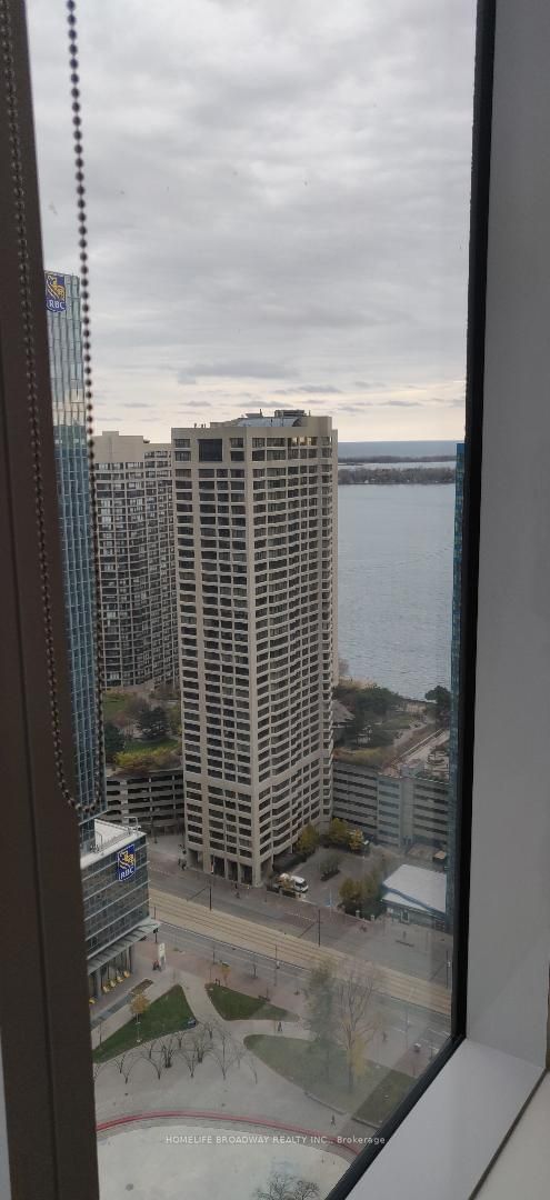 10 York St, unit 3604 for rent