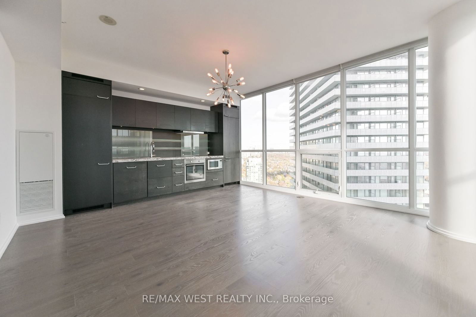 45 Charles St E, unit 4510 for rent