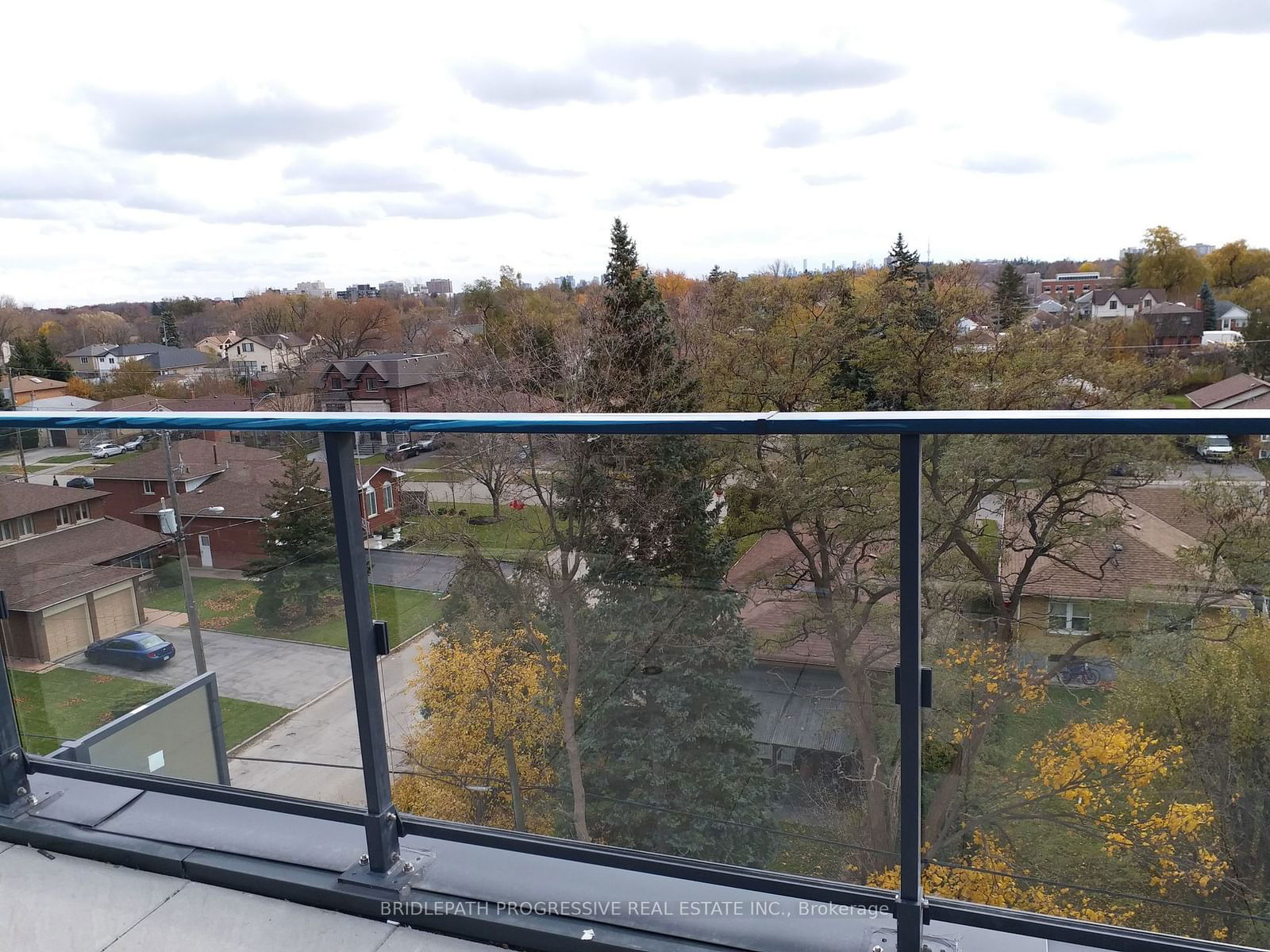 741 Sheppard Ave W, unit 614 for rent