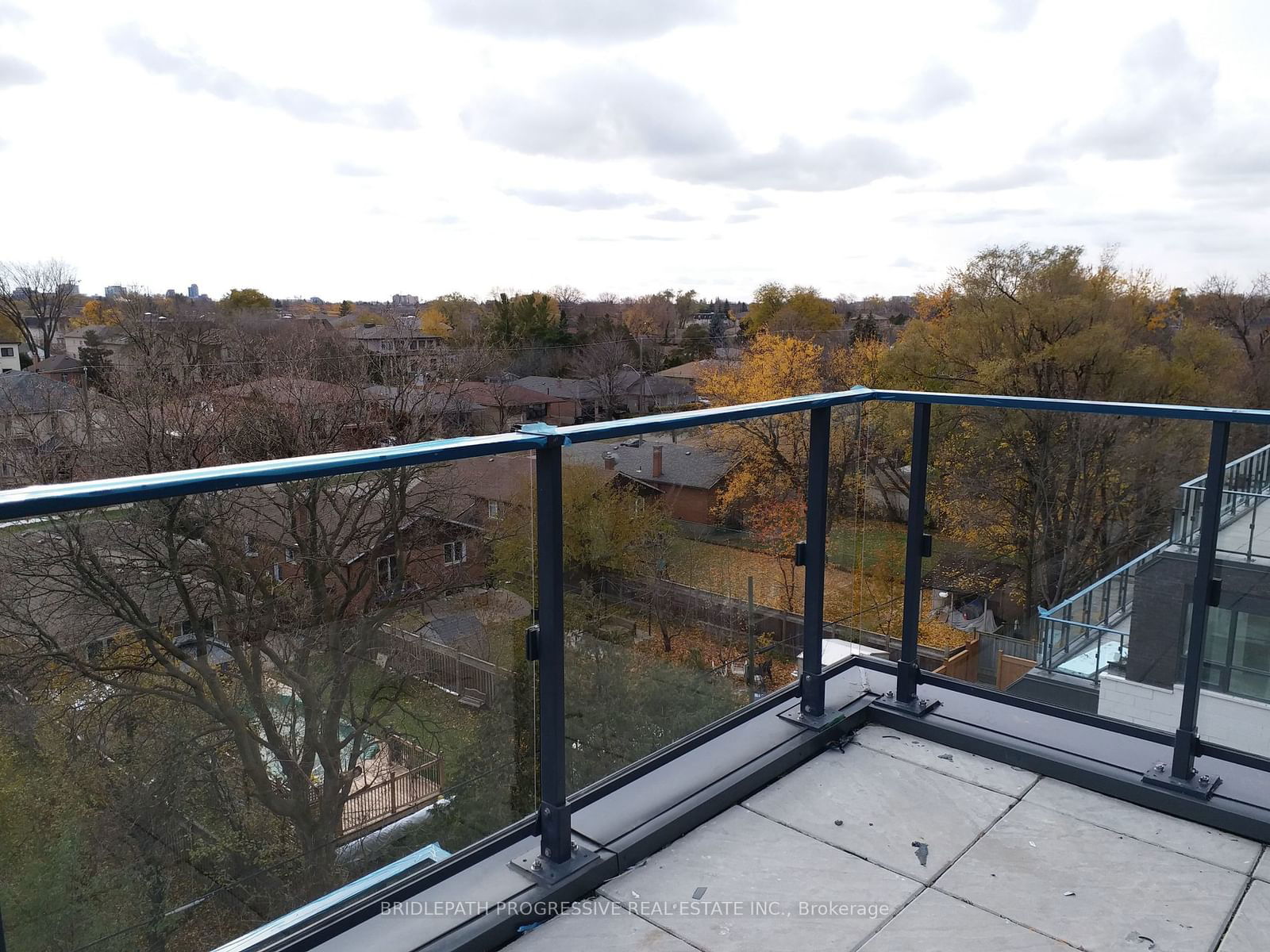 741 Sheppard Ave W, unit 614 for rent